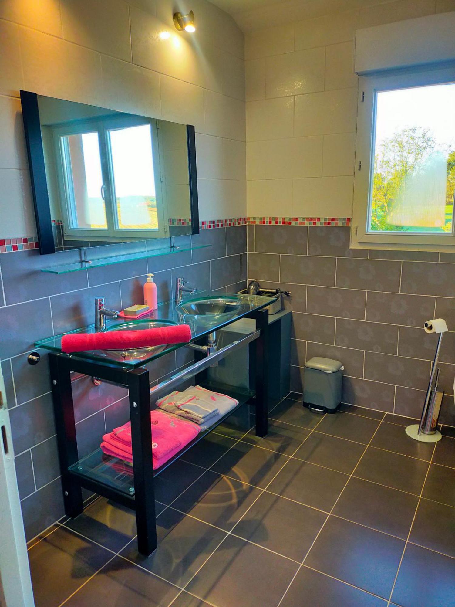 Chambre D'Hotes Du Bois Joli Mesnard-la-Barotiere Bagian luar foto